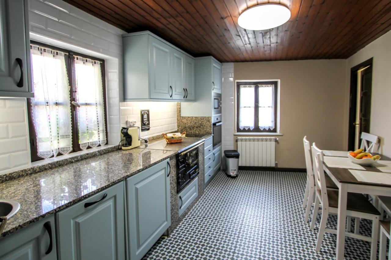 Apartamentos 'Los Balcones de Nieda 2' Onís Exterior foto